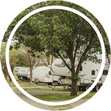 picture of rv's in Joe's Red Barn rv park